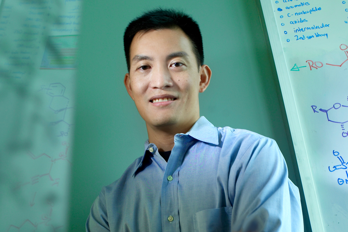 Derek Tan, research lab head