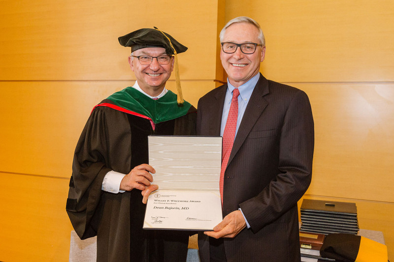 Physician-in-Chief José Baselga (left) with medical oncologist Dean Bajorin, recipient of the Willet F. Whitmore Award for Clinical Excellence