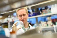 MSK chemical biologist Daniel Bachovchin in his laboratory